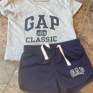 GAP Light Gray Baby T-Shirt